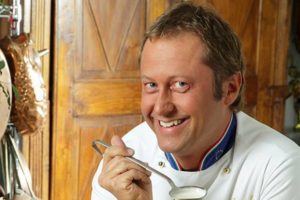 La Prova del Cuoco ricette Daniele Persegani prima puntata settembre 2016: tiramisù con fichi e cioccolato. Info ingredienti e procedimento